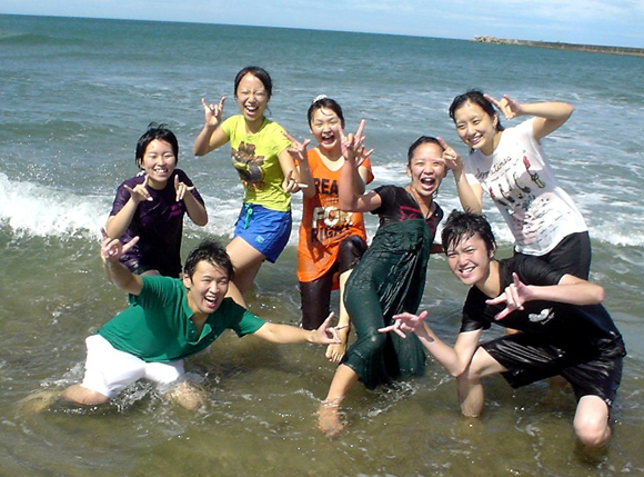 青い海、白い雲（山形県遊佐・2008）