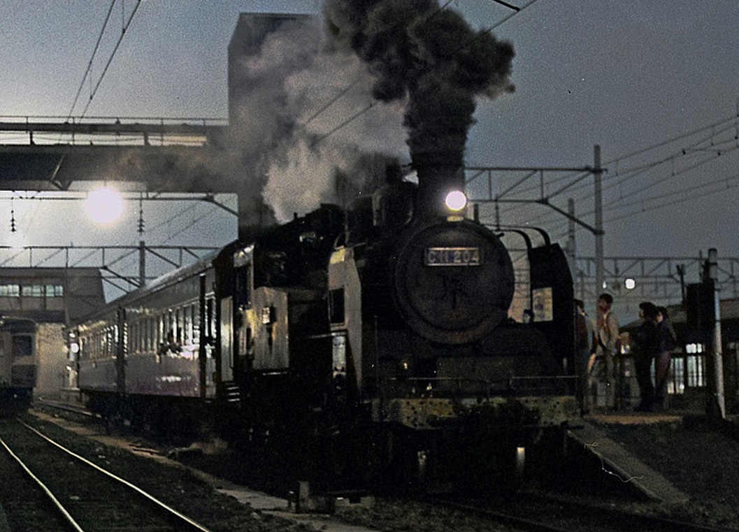 汽笛一声、発車です(会津若松・1974)