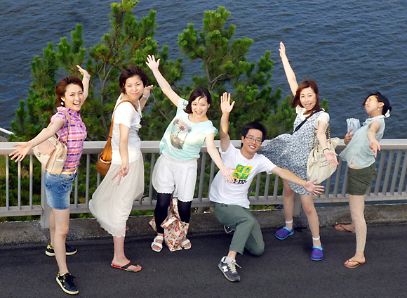 東洋一の歩道橋で（木更津・2013）